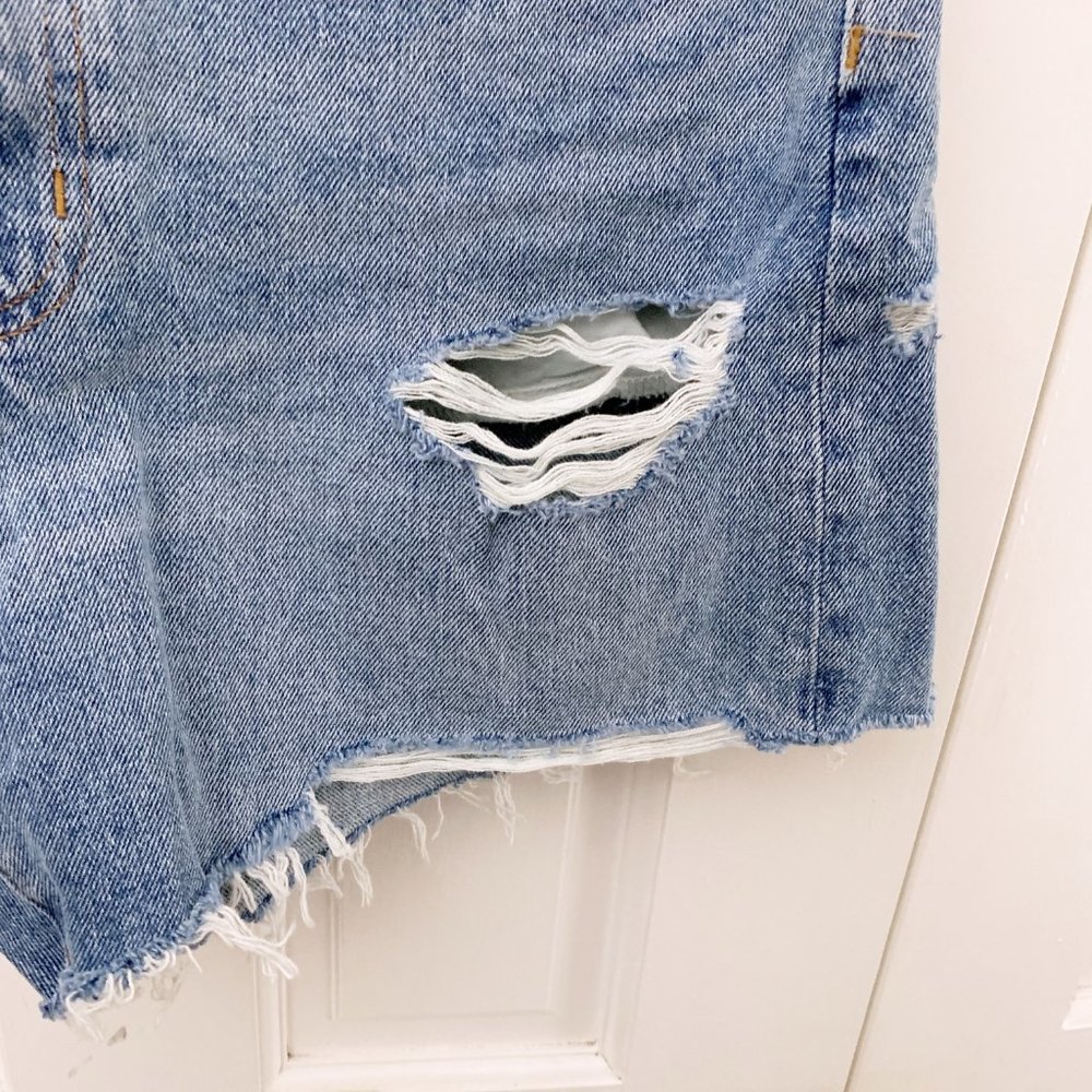 Madewell The Momjean Short in Lansdale Wash - Picture 7 of 11
